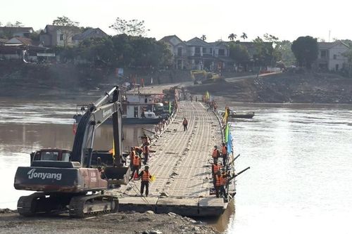 Phú Thọ: Cầu phao Phong Châu sẽ hoạt động xuyên Tết Nguyên đán Ất Tỵ