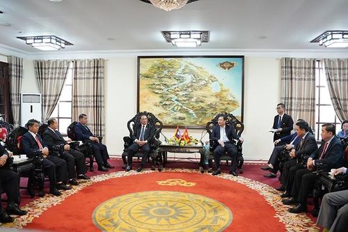 Tỉnh Sê Kông nước CHDCND Lào và TP Huế tăng cường hợp tác toàn diện