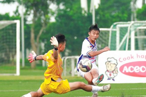 Hôm nay (25/1), huấn luyện viên, vận động viên Sông Lam Nghệ An sẽ nhận đủ tiền ăn năm 2024