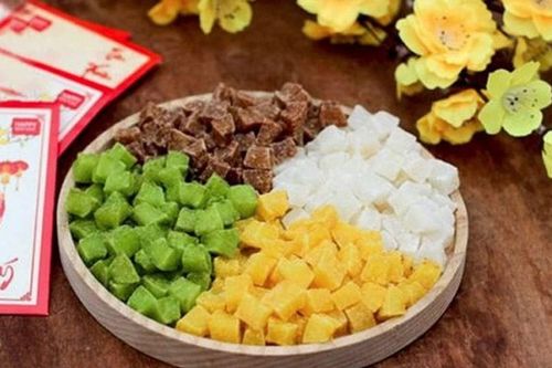 Làm mứt dừa ngũ sắc tại nhà từ nguyên liệu thiên nhiên
