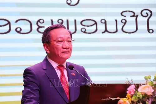 Đại sứ quán Việt Nam tại Lào tổ chức Tết mừng Đảng, mừng Xuân
