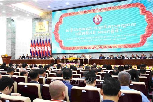 Campuchia: Đảng cầm quyền CPP khai mạc hội nghị trung ương
