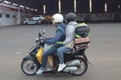 Đi xe máy 'chở Tết về nhà', lưu ý điều này kẻo mất vui