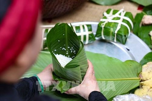 Cách làm bánh chưng truyền thống đơn giản cho Tết Nguyên đán