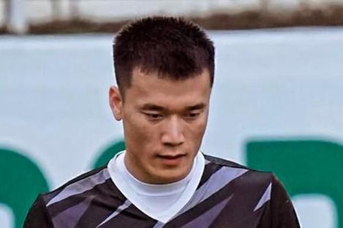 Nỗi buồn thủ môn Bùi Tiến Dũng