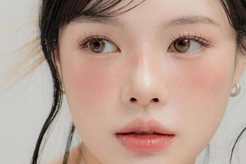 Gợi ý 3 tông trang điểm xuân sắc nhẹ nhàng nhân dịp Tết Nguyên Đán
