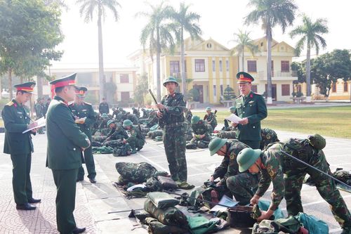 Bộ CHQS tỉnh kiểm tra sẵn sàng chiến đấu các đơn vị