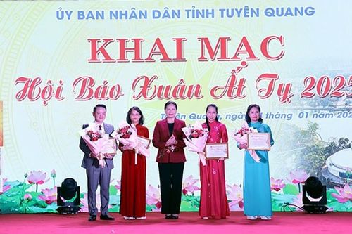 Tuyên Quang: Hội báo Xuân 2025 trưng bày và giới thiệu 764 ấn phẩm