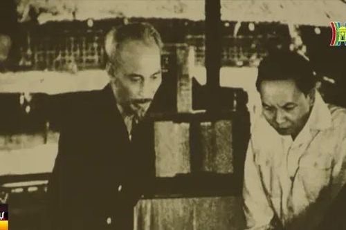 Lãnh tụ Nguyễn Ái Quốc - Người sáng lập Đảng Cộng sản Việt Nam
