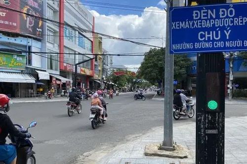 80 nút giao đèn đỏ được rẽ phải tại Hà Nội