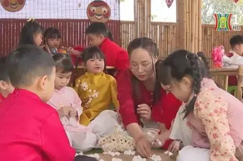 Tết sẻ chia của các em nhỏ