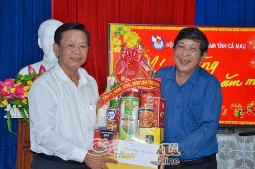Trưởng ban Tuyên giáo Tỉnh ủy Hồ Trung Việt tiếp tục đến thăm, chúc tết các cơ quan báo chí
