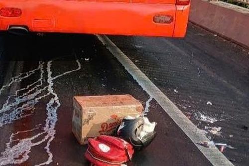 Tai nạn giao thông trên cầu Rạch Miễu, người phụ nữ đi xe máy tử vong