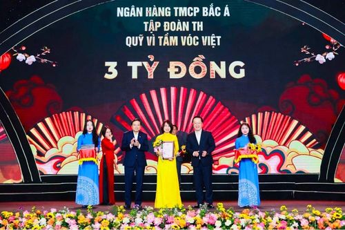 Hơn 7,5 tỷ đồng mang Xuân ấm tới người dân có hoàn cảnh khó khăn
