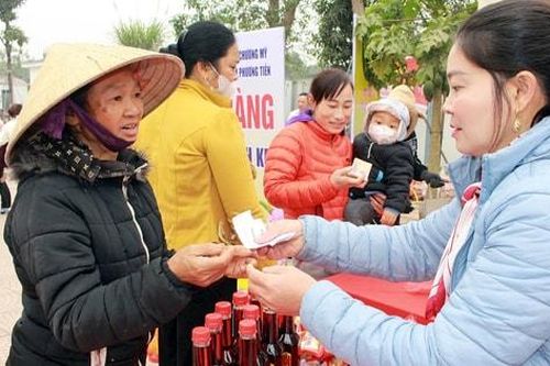 Chương Mỹ chăm lo Tết cho người nghèo