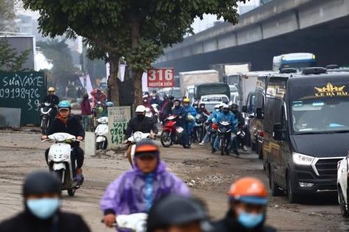 Hình ảnh giao thông cửa ngõ Thủ đô trong ngày nghỉ Tết Nguyên đán đầu tiên