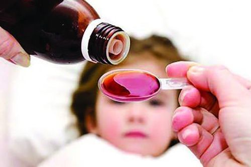 Giúp bé khỏe mạnh để đón Tết, du Xuân