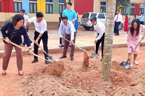 Huyện Phúc Thọ: các đơn vị tổ chức Tết trồng cây phải thiết thực, hiệu quả
