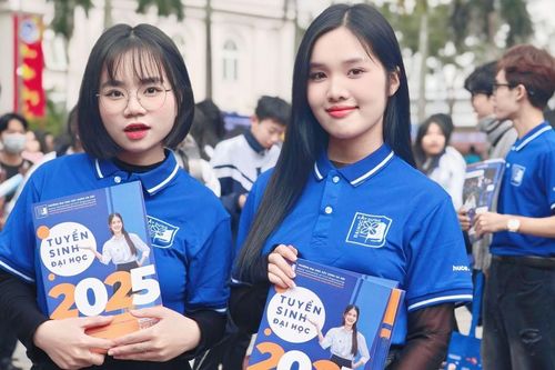 Tuyển sinh 2025: nhiều tổ hợp và ngành học mới