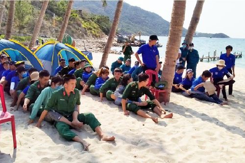 Chất Xuân mới nơi hải đảo