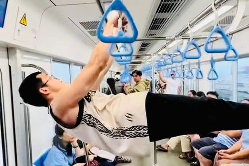 Công an TPHCM vào cuộc vụ nam thanh niên 'hít xà đơn' trên Metro số 1