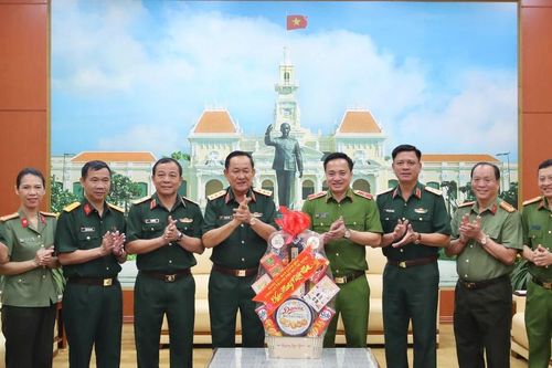 Thượng tướng Võ Minh Lương, Thứ trưởng Bộ Quốc phòng chúc tết Công an TPHCM