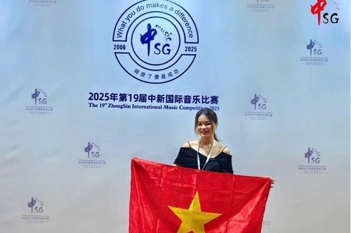 Sinh viên Việt Nam đạt giải Nhất cuộc thi Âm nhạc Quốc tế ZhongSin