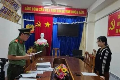 Bắt đối tượng truy nã cầm đầu đường dây đưa 5 người sang Campuchia trái phép