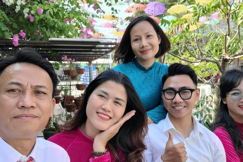 Chuyện chưa kể về người giữ trường 12 năm không đón giao thừa cùng người thân