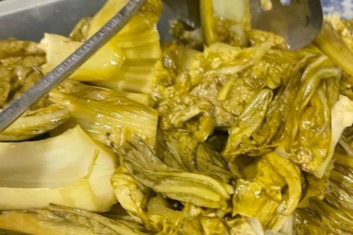 Ăn dưa cải muối có lên nồng độ cồn không?
