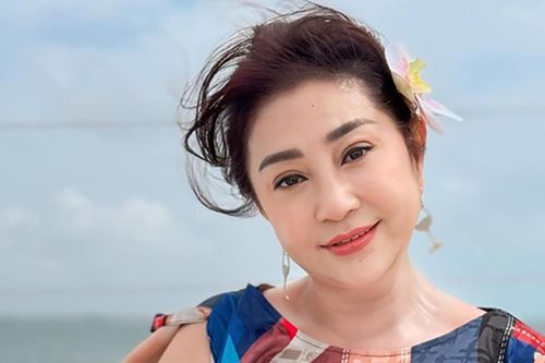 NSƯT Thoại Mỹ U60: Sống một mình vẫn xây nhà mới, sống lạc quan sau bạo bệnh