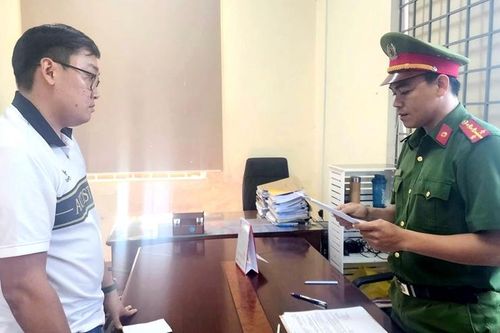 Phát hiện đối tượng làm giả 'cà phê Uyên' bán ra thị trường với số lượng lớn