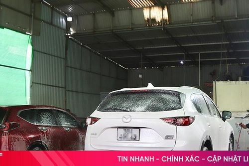Dịch vụ rửa xe 'bội thu' những ngày Tết