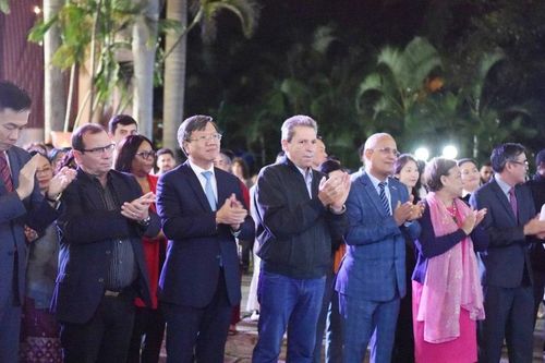 Cuba tổ chức Đêm lửa trại tăng cường tình đoàn kết, hữu nghị giữa các dân tộc