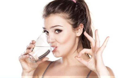 Bật mí mẹo hay ăn Tết 'thả ga' mà không lo tăng cân