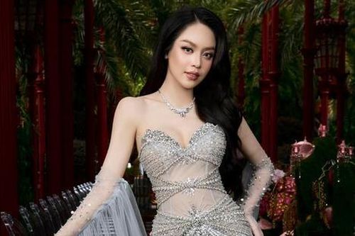 Hoa hậu Thanh Thủy dạo này: Trở về phong cách gợi cảm, được 'đẩy thuyền' với một nam ca sĩ