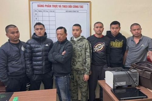 Thanh Hóa: Phân lô vỉa hè để thu phế người bán đào, 7 đối tượng bị bắt