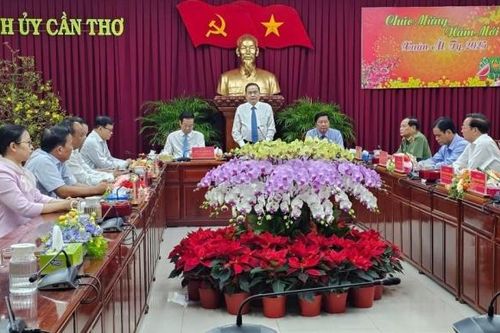 Cần Thơ: Tập trung chăm lo Tết cho gia đình chính sách, hộ nghèo, công nhân lao động