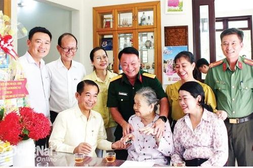 Chú trọng thực hành bài học 'Dân làm gốc'
