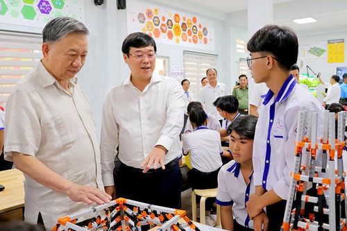 'Đồng Tháp - Xuân mới, sẵn sàng chặng đường phát triển mới'