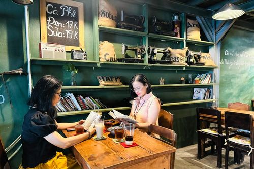 Những quán cà phê hoài cổ