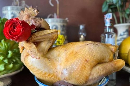 Cách làm gà cúng đêm Giao thừa đúng chuẩn để đón Năm mới tài lộc