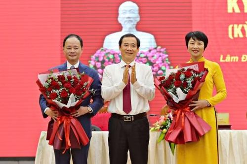 BÁO XUÂN 2025: Xây dựng Đảng trong sạch, vững mạnh để vững bước vào kỷ nguyên mới