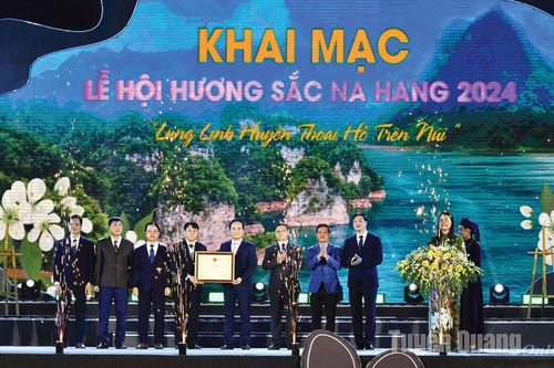 Hát quan làng