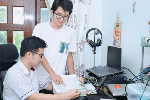 Vinh dự & tự hào