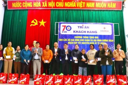 Thủy điện An Khê - Ka Nak trao tặng 380 suất quà nghĩa tình mùa xuân tại Bình Định và Gia Lai