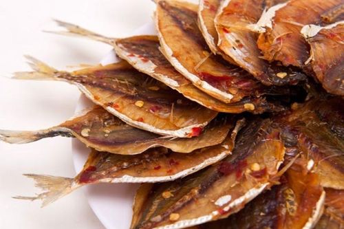 Mẹo hay chọn cá chỉ vàng khô thơm ngon