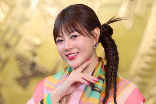 Thanh Hương: Ngày Tết, chỉ cần quây quần bên bố mẹ tôi đã thấy hạnh phúc