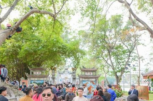 Hà Nội: Nhiều di tích miễn phí vé tham quan, nhà hàng mở cửa xuyên Tết