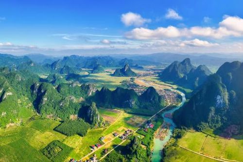 Phiêu cùng Tân Hóa